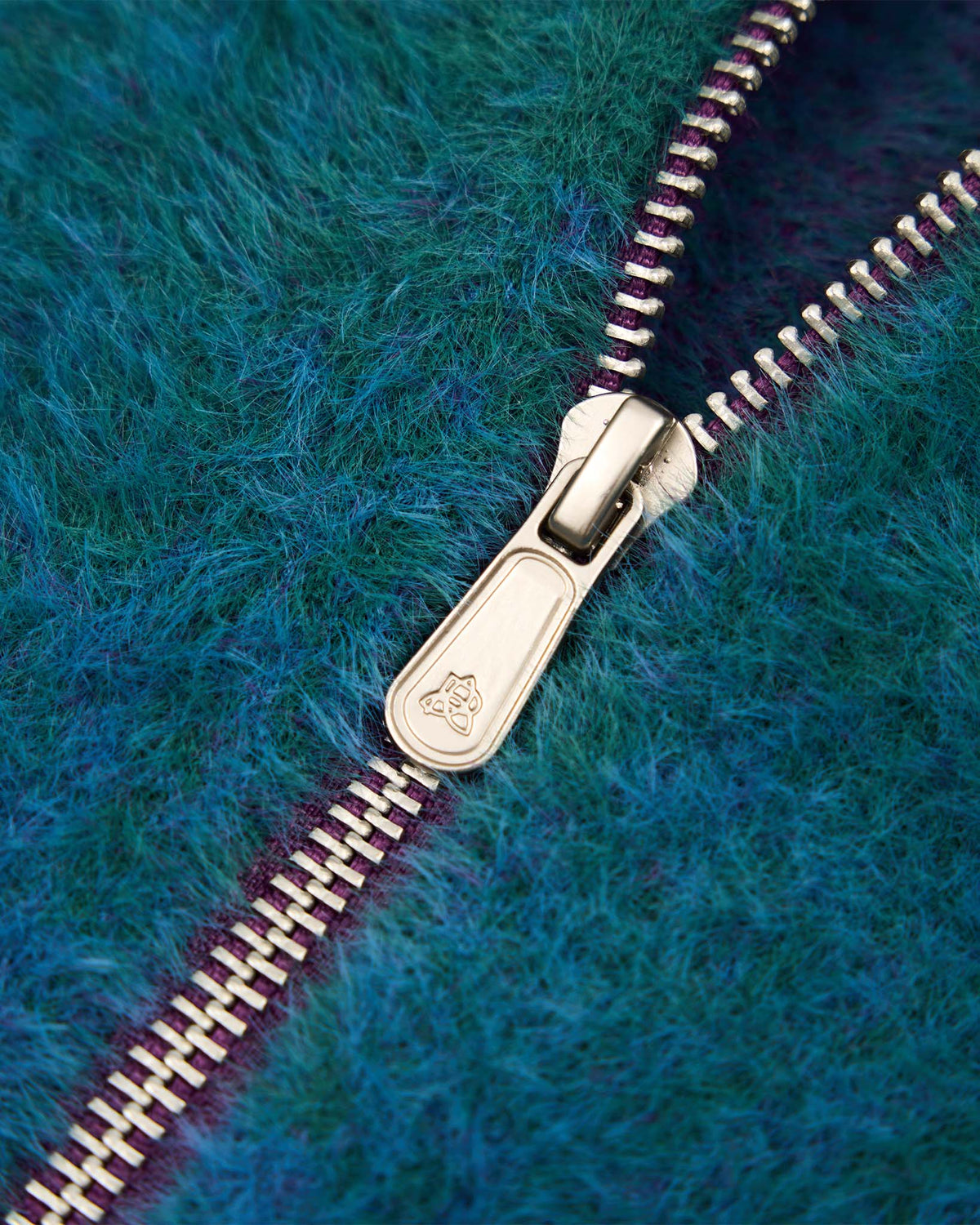 Pigeon Chest Zip