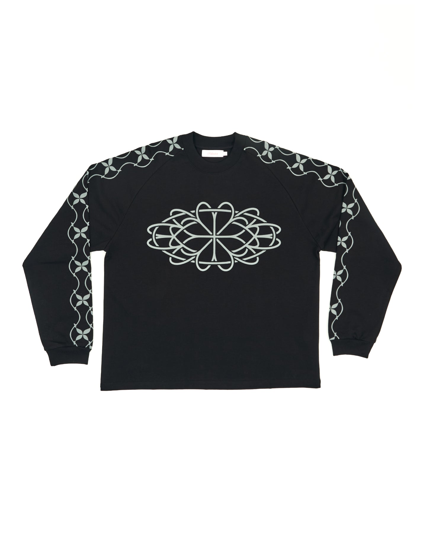 Heart Knot Long Sleeve Black