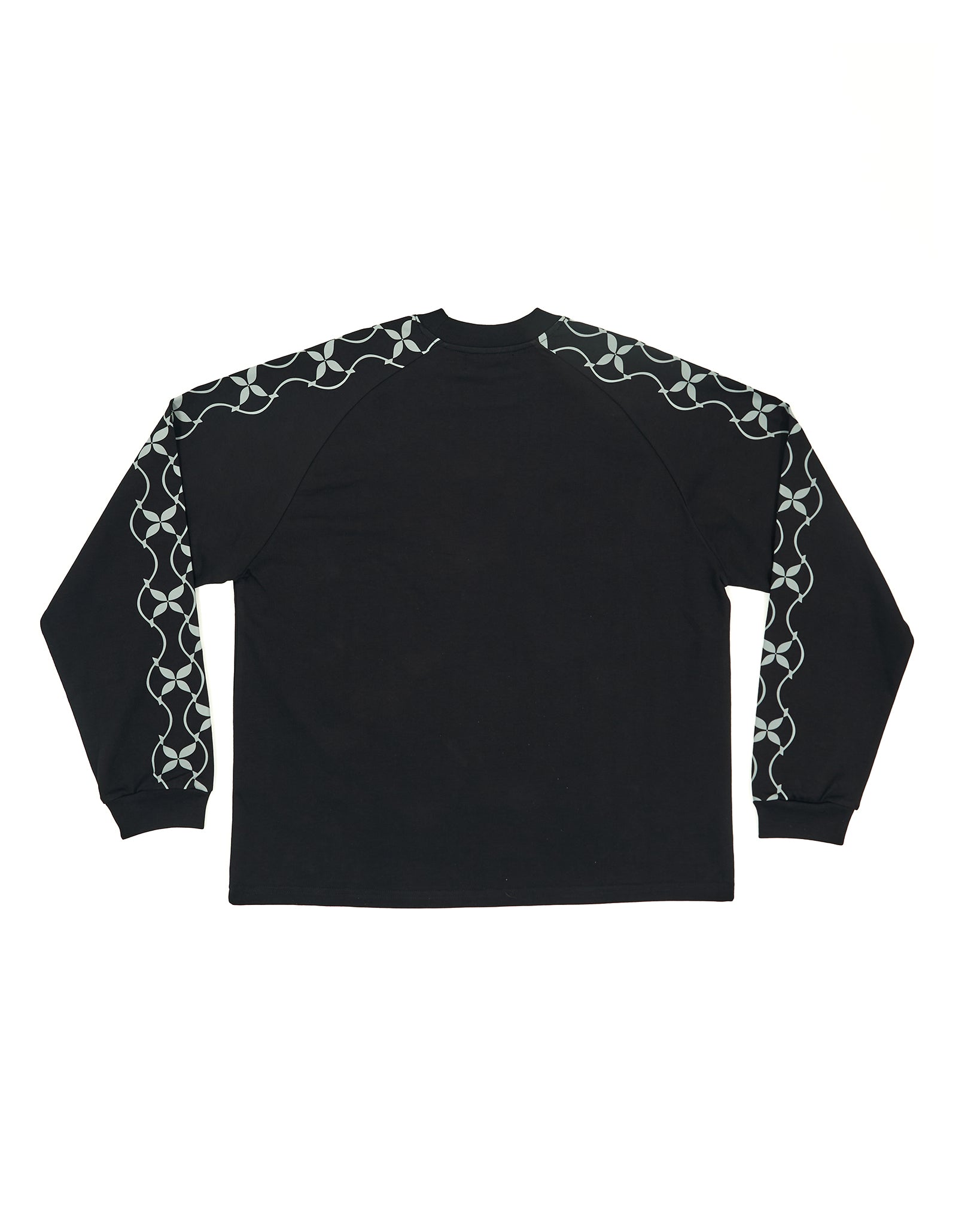 Heart Knot Long Sleeve Black