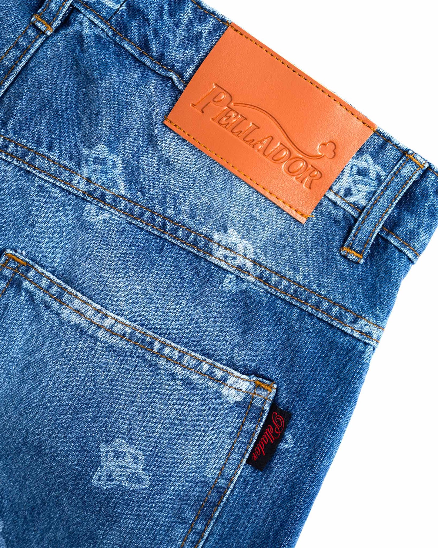 P Knot Logo Engraved Jeans Light Wash